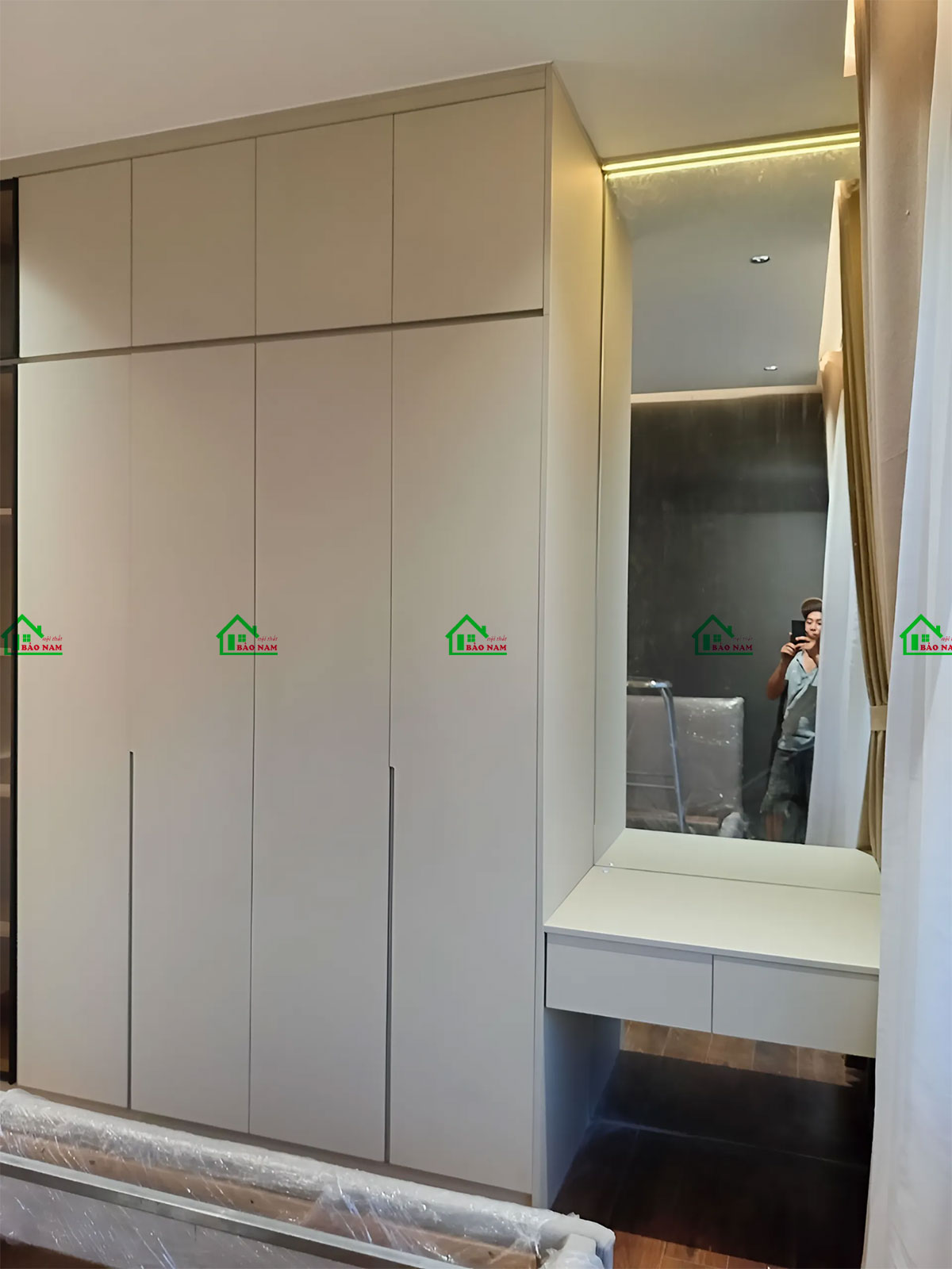 Thi Công Thực Tế: Tủ Quần Áo Gỗ MDF Màu Kem Đẹp Hiện Đại TA31