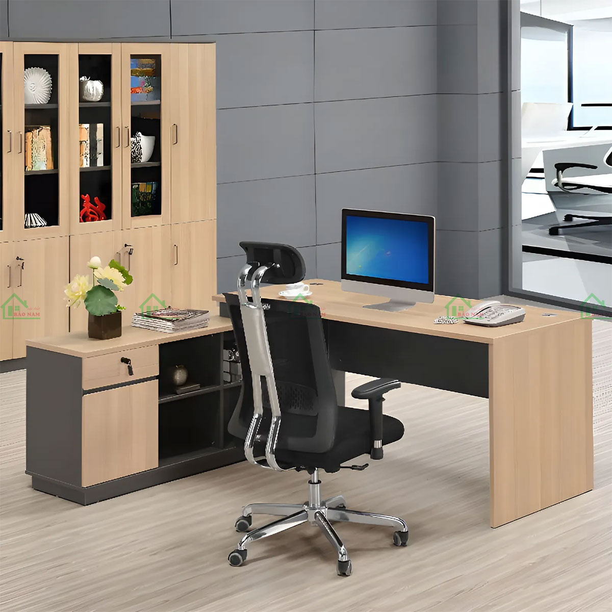 Bề mặt làm việc ưu việt, tối đa hóa không gian sử dụng.