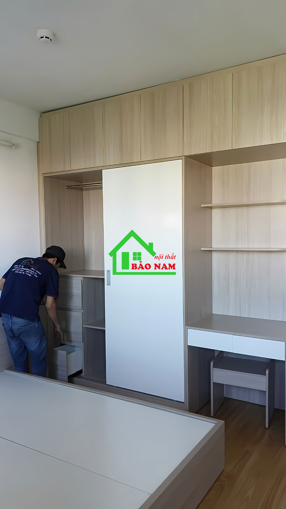 Thiết kế tối ưu không gian với nhiều ngăn tủ, kệ để đồ, đáp ứng đầy đủ nhu cầu lưu trữ.