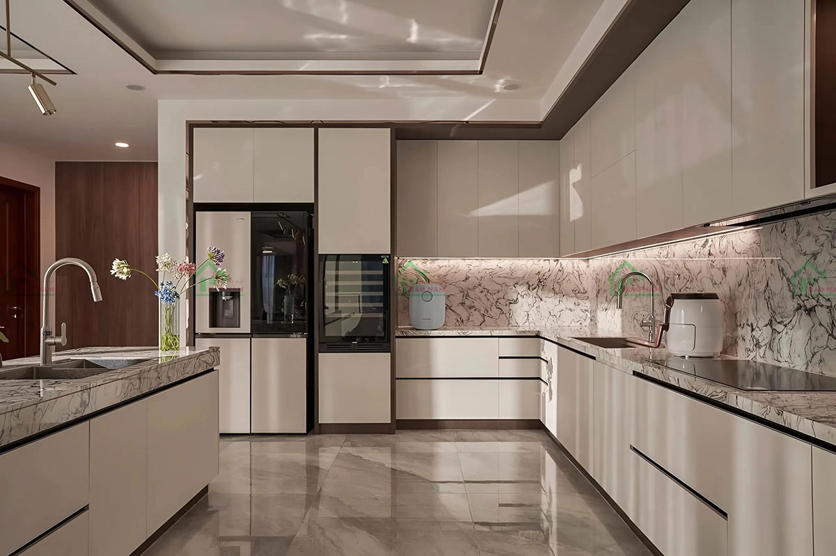 Tủ bếp Acrylic với hệ thống ngăn kéo hiện đại, tiện dụng, giúp tối ưu không gian lưu trữ đồ dùng nhà bếp.