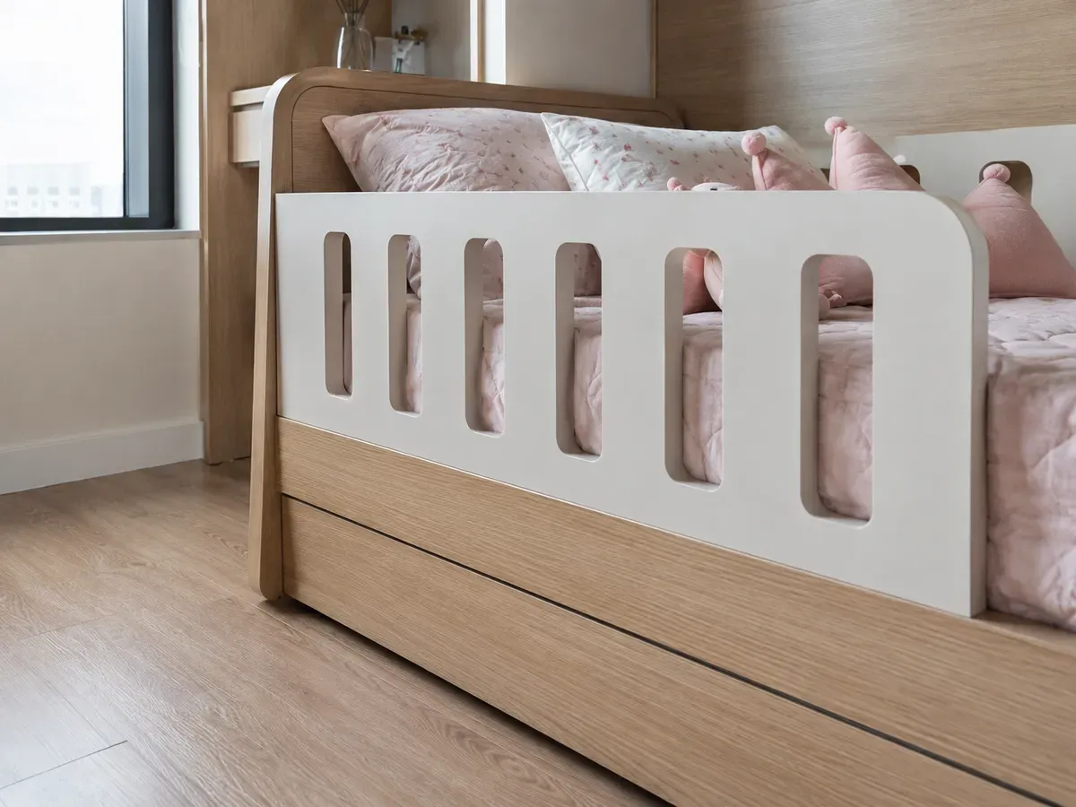 MDF chống ẩm là vật liệu phổ biến trong nội thất phòng trẻ em hiện đại.