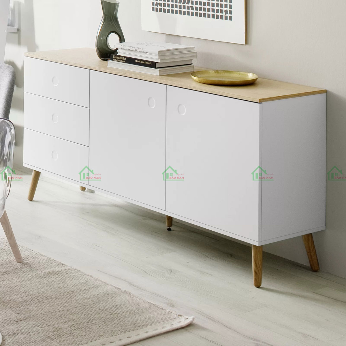 Kệ tivi phòng khách PK55 sở hữu thiết kế đơn giản, thanh lịch phù hợp với nhiều phong cách nội thất.