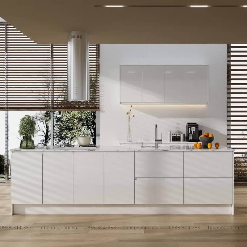Mẫu tủ bếp acrylic bóng gương màu trắng cao cấp