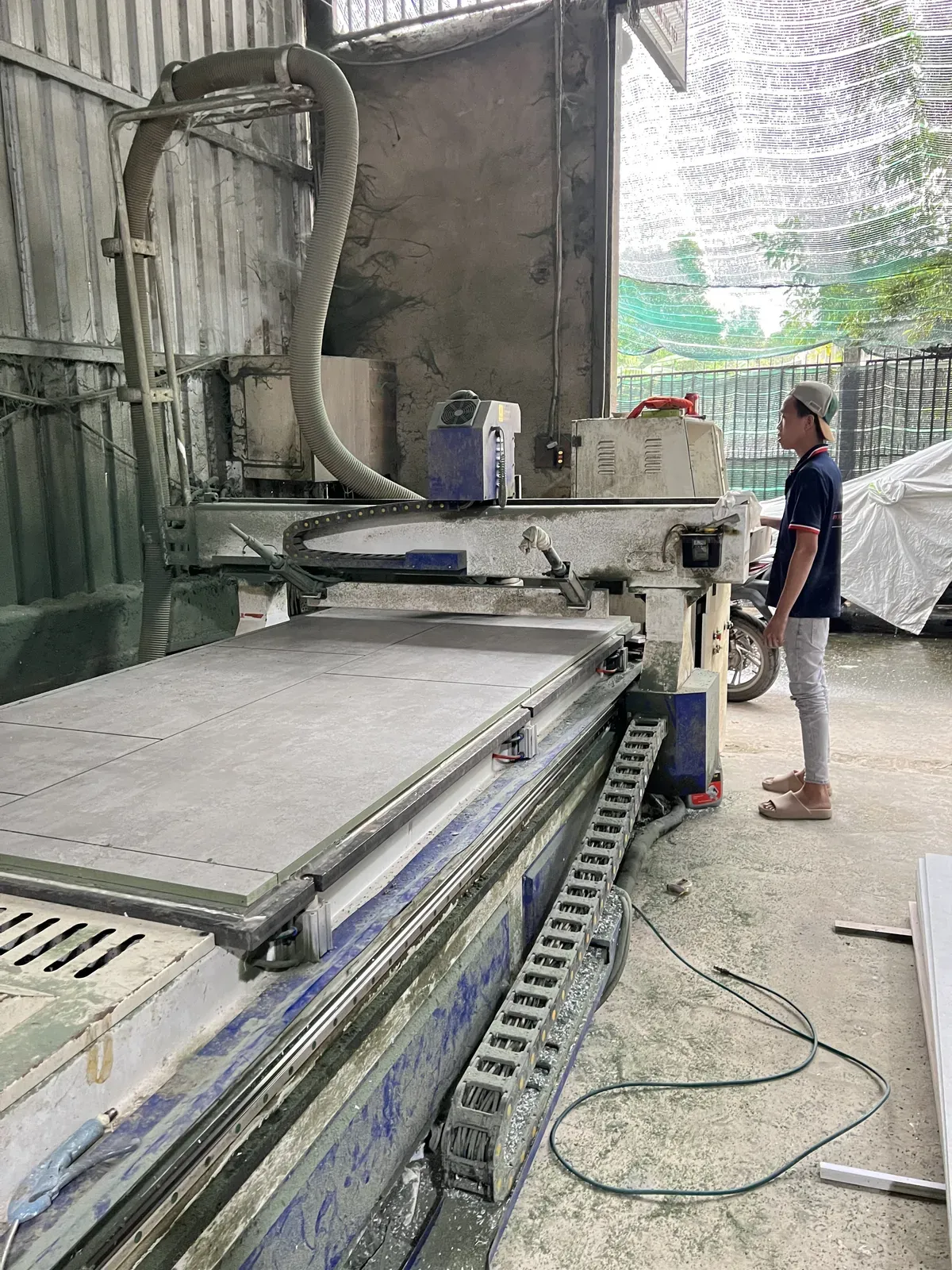 Hệ thống máy CNC phục vụ gia công nội thất theo bản vẽ.