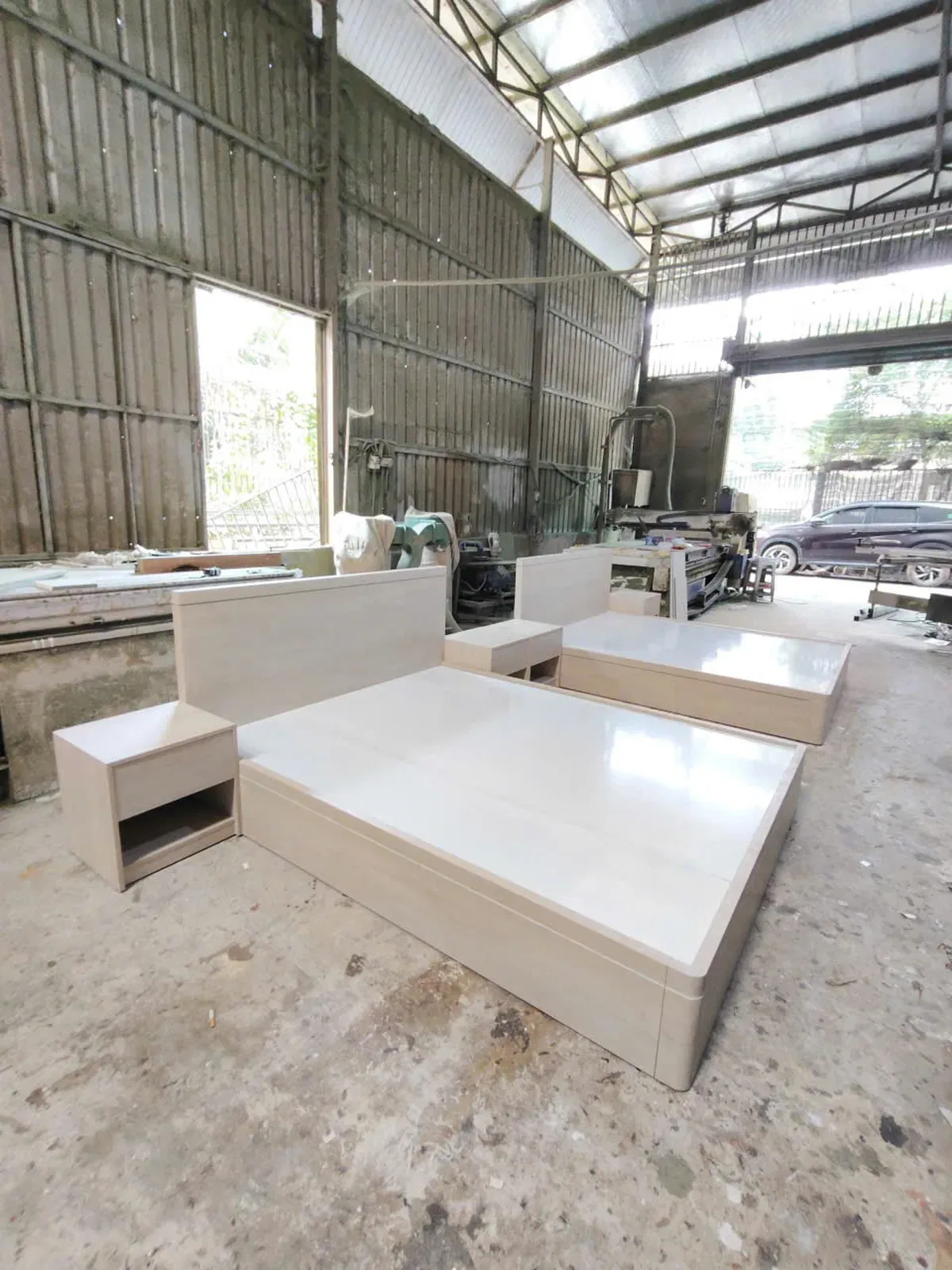 Các sản phẩm nội thất được hoàn thiện tại xưởng trước khi bàn giao.