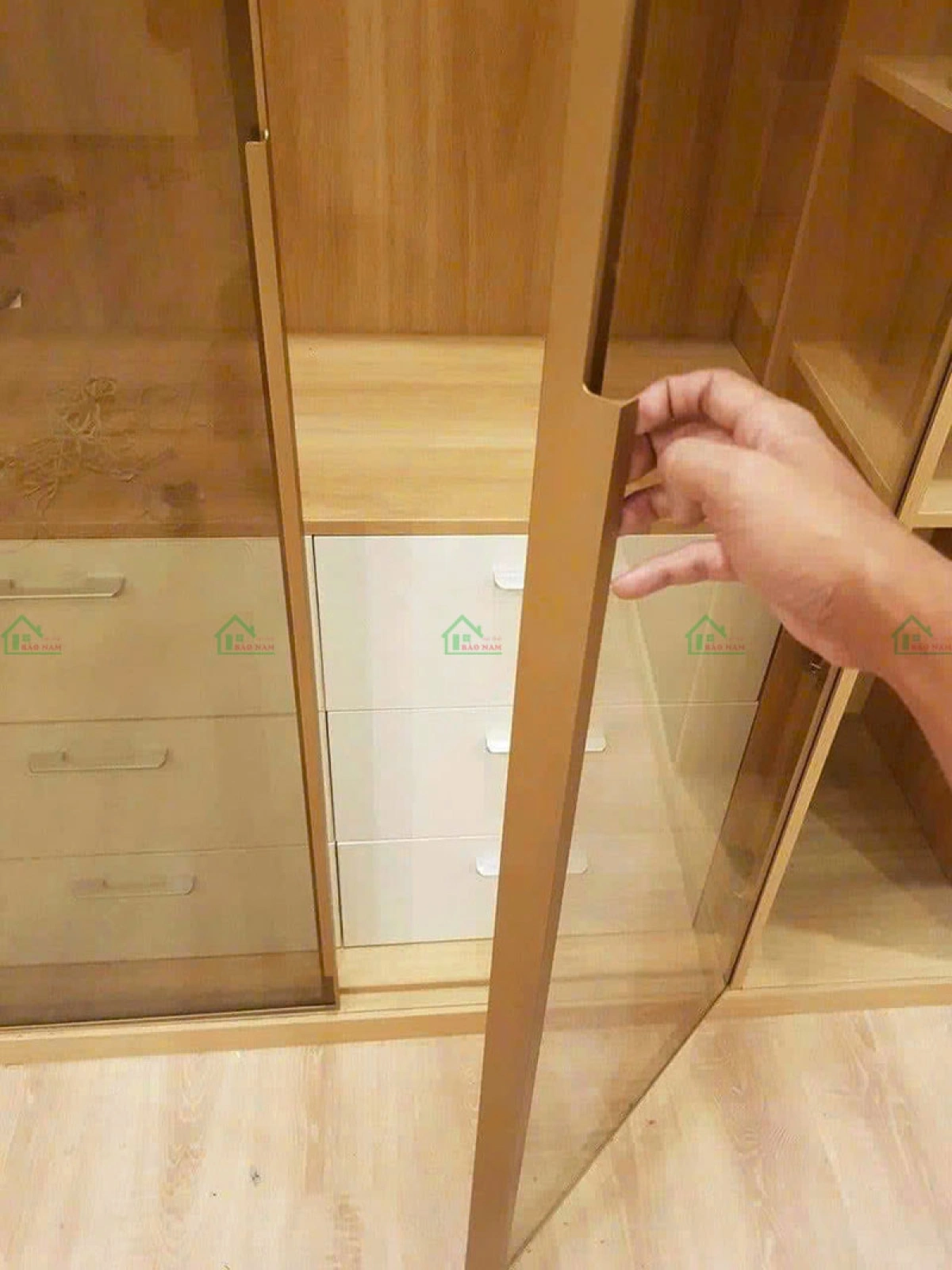 Ưu điểm tủ áo cánh kính – sang trọng – bền đẹp – hiện đại