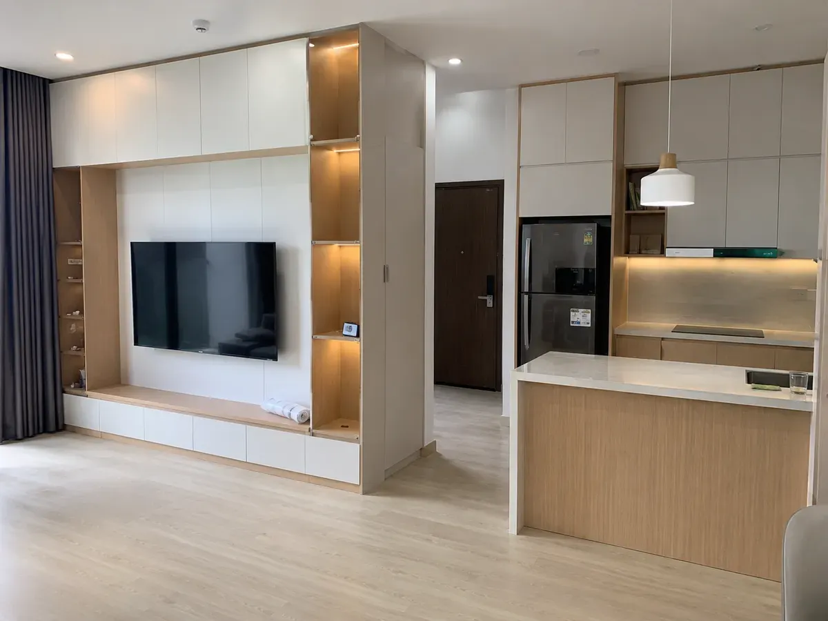 Kết hợp vật liệu phù hợp giúp tối ưu ngân sách mà vẫn đảm bảo chất lượng sử dụng.