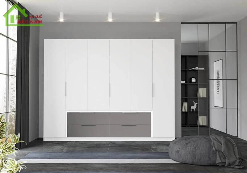 Tủ áo cửa mở với các ngăn chứa rộng rãi, phù hợp cho mọi nhu cầu lưu trữ