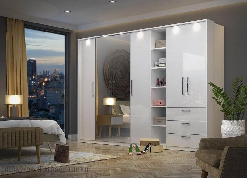 Tủ áo kết hợp bàn làm việc, mang lại tiện ích và sự tiện nghi cho phòng ngủ