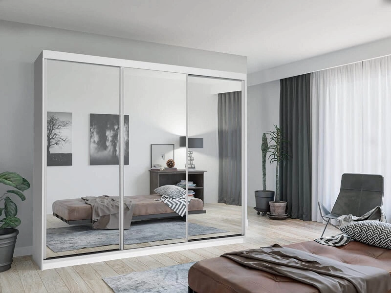 Tủ áo gỗ MDF tích hợp đèn LED hắc sáng, tạo không gian sang trọng và hiện đại