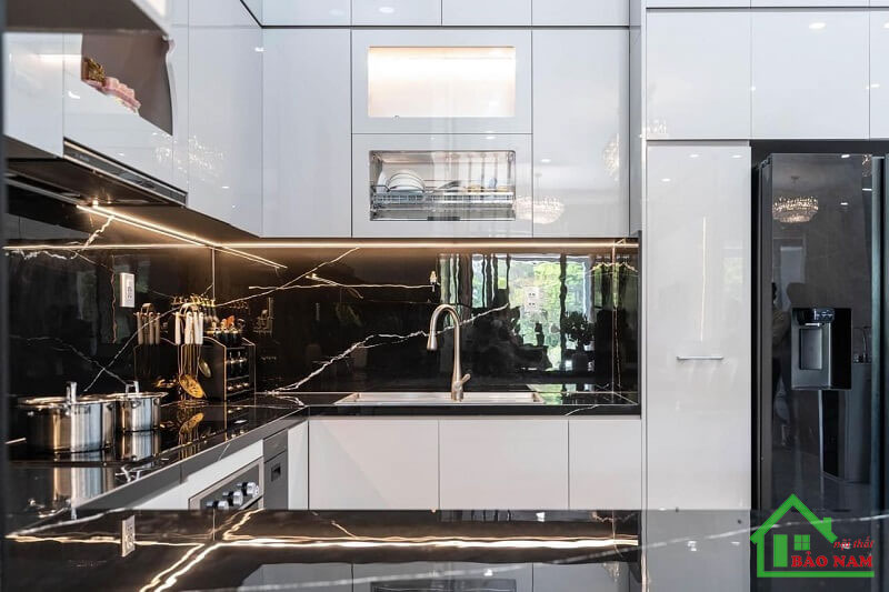 Thi công tủ bếp acrylic hiện đại