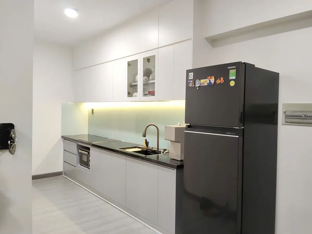Tủ bếp chữ I là giải pháp phù hợp cho những không gian bếp có diện tích nhỏ và cần tối ưu công năng.