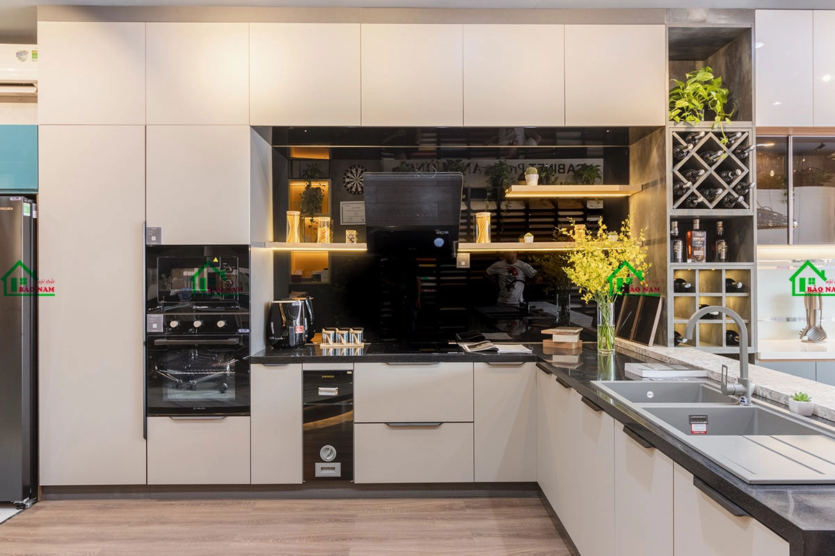 Tủ bếp gỗ công nghiệp