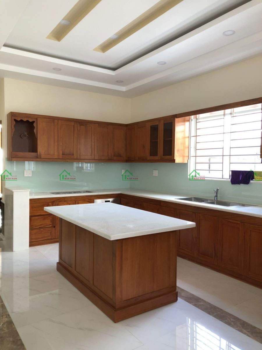 Tủ Bếp Gỗ Tự Nhiên Gõ Đỏ Hiện Đại, Sang Trọng BTN01