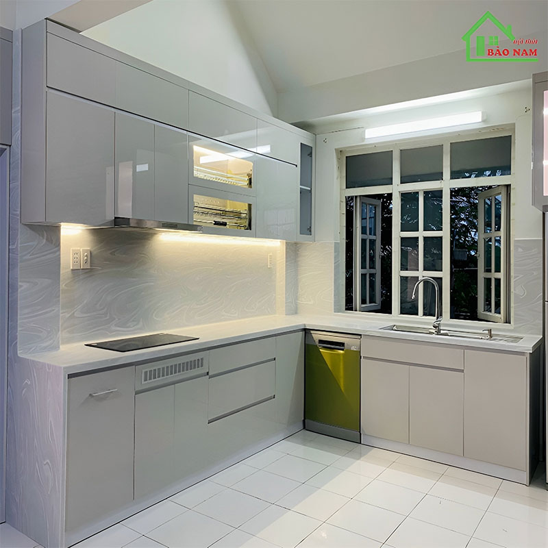Thiết kế tủ bếp nhựa acrylic hiện đại