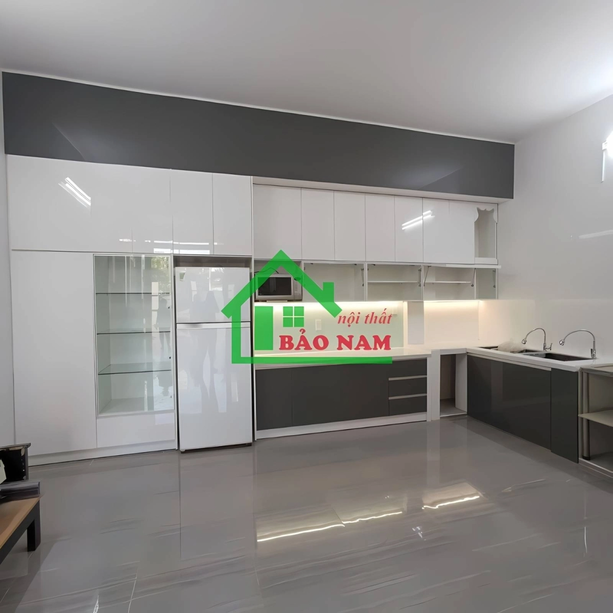 Thi công thực tế  tủ bếp acrylic trắng/xám Cô Thúy - Phạm Văn Đồng, Thủ Đức