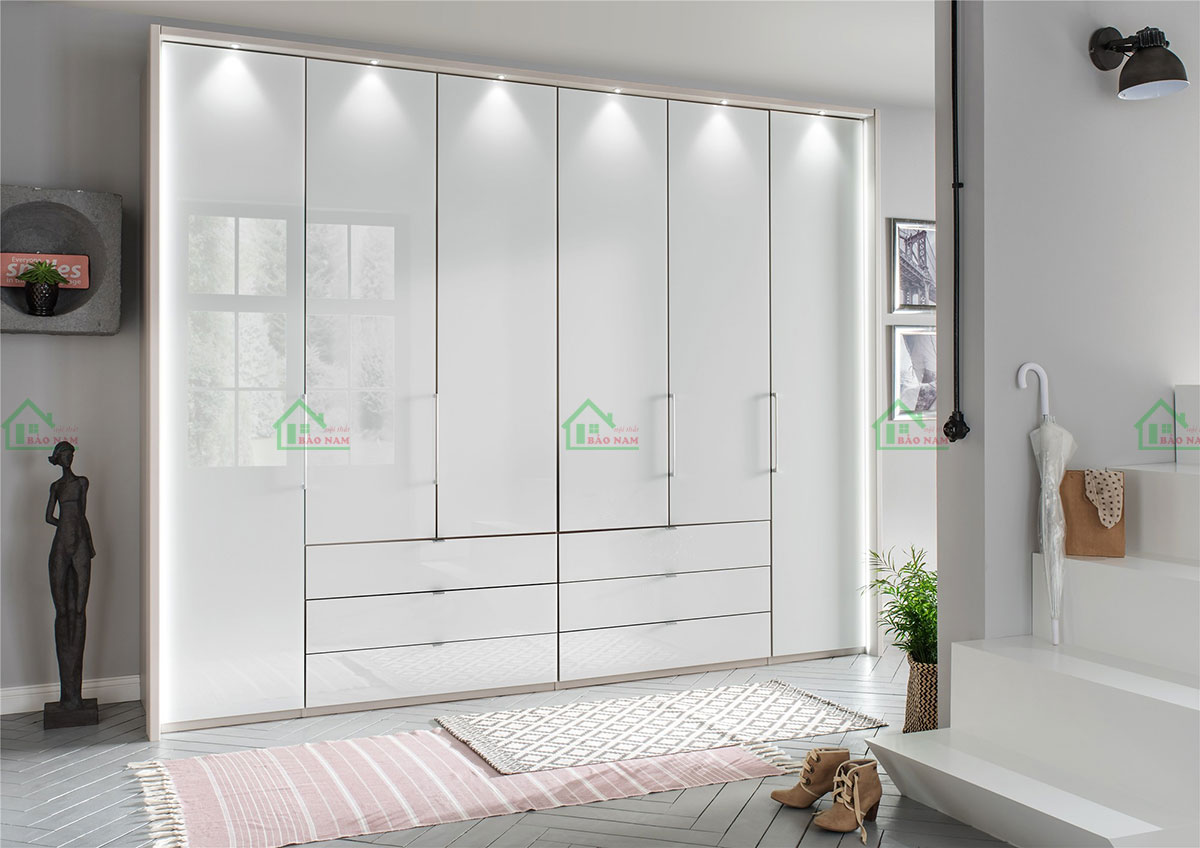 Tủ được sản xuất theo kích thước, đáp ứng tối đa nhu cầu lưu trữ của bạn.