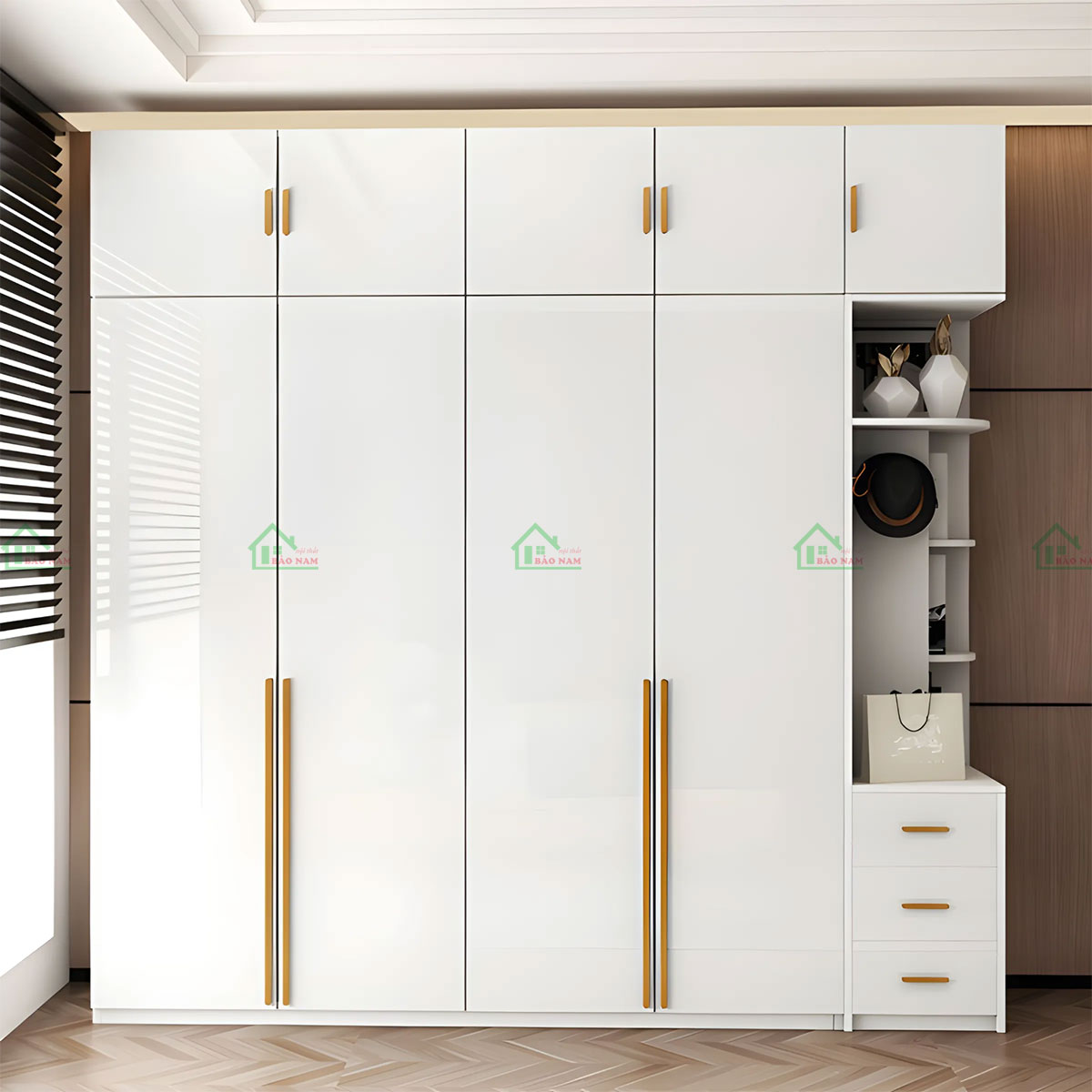 Kết hợp với các kệ bên trong để lưu trữ và sắp xếp đồ dùng, giúp tối ưu hóa không gian sử dụng.