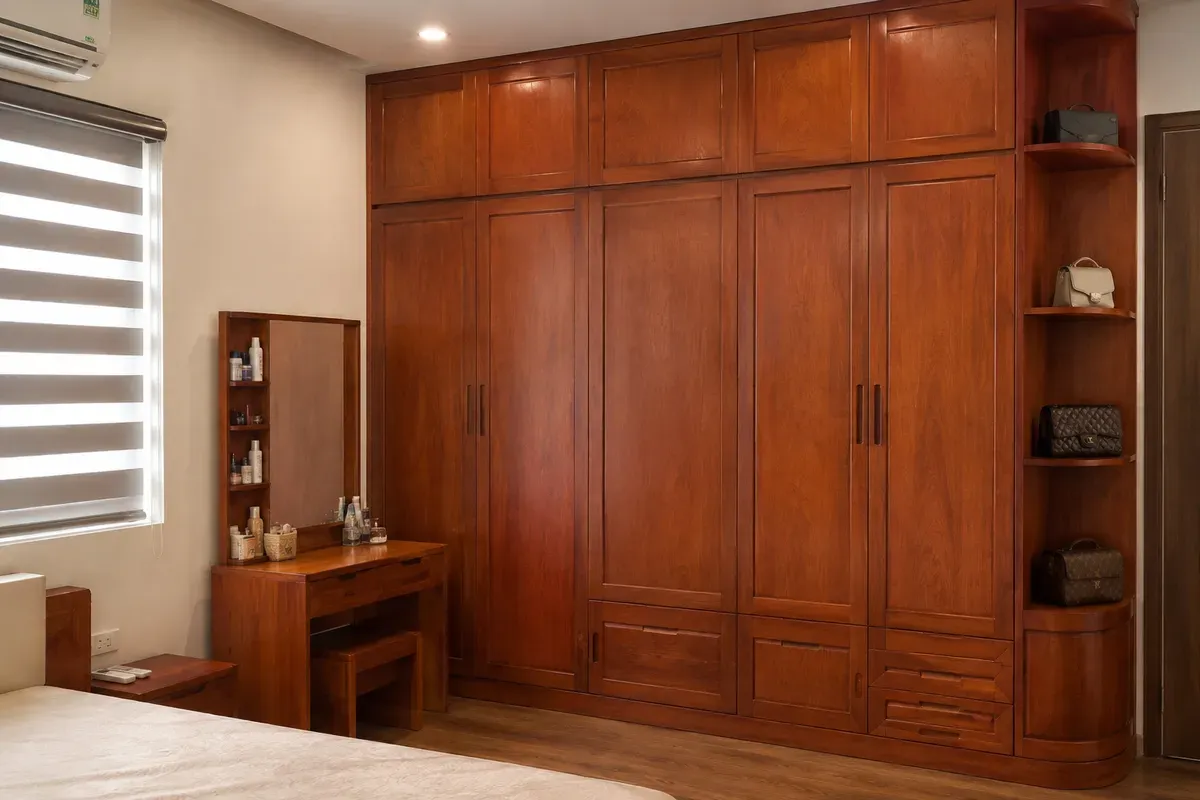 Thiết kế cánh mở giúp thao tác sử dụng thuận tiện hằng ngày.