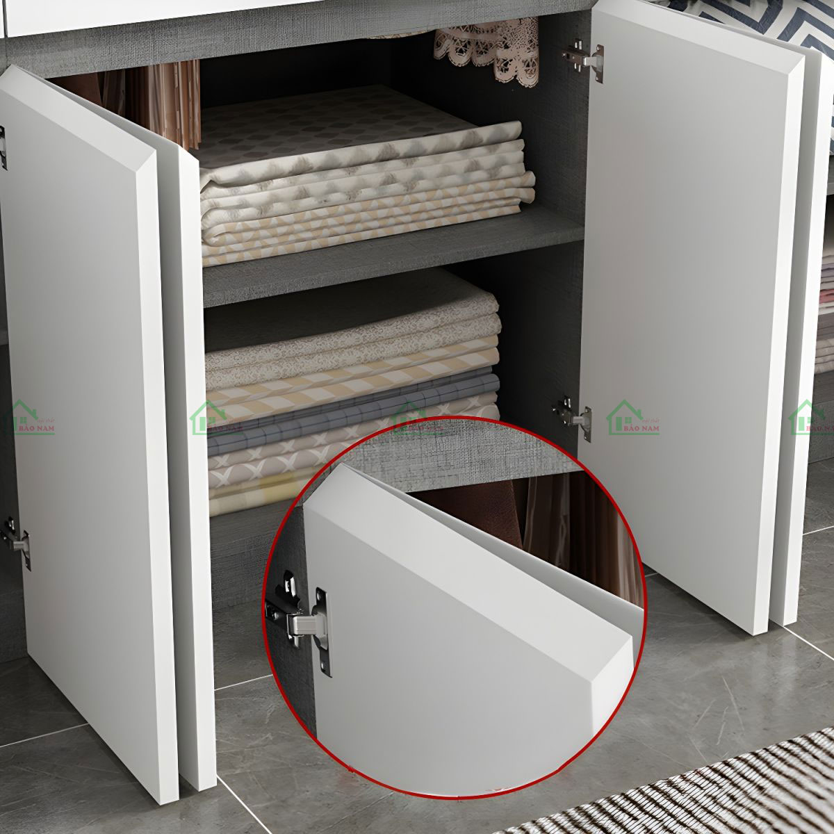 Bố trí ngăn tủ linh hoạt, kết hợp với không gian tủ rộng rãi, đáp ứng nhu cầu lưu trữ quần áo cho gia đình.