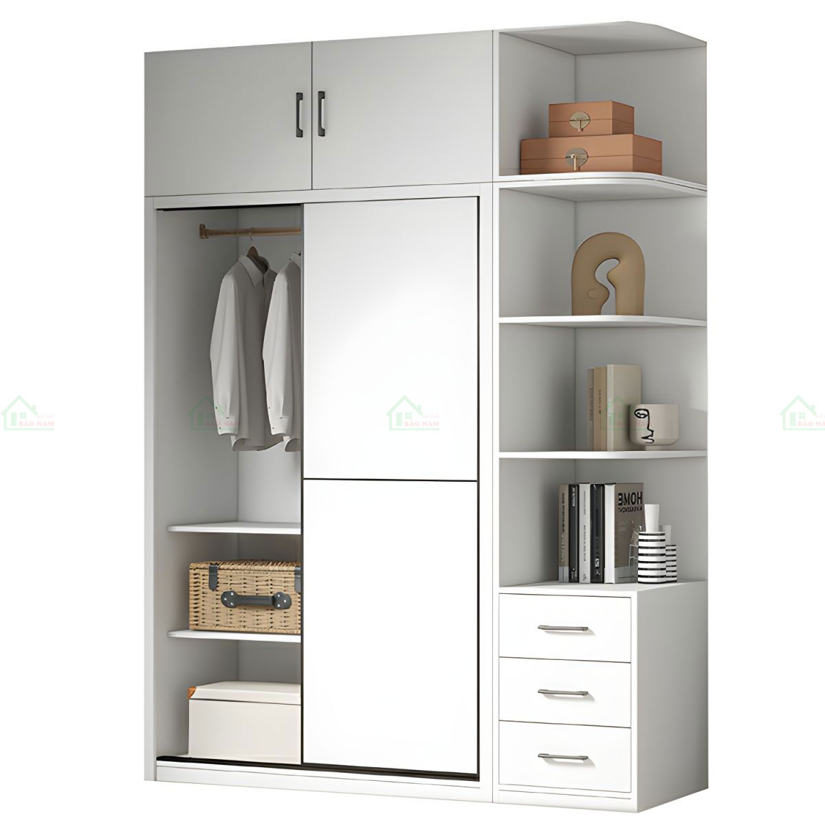 Với ray trượt cao cấp, 3 cánh cửa lùa mang lại sự tiện lợi và tính thẩm mỹ cho không gian.