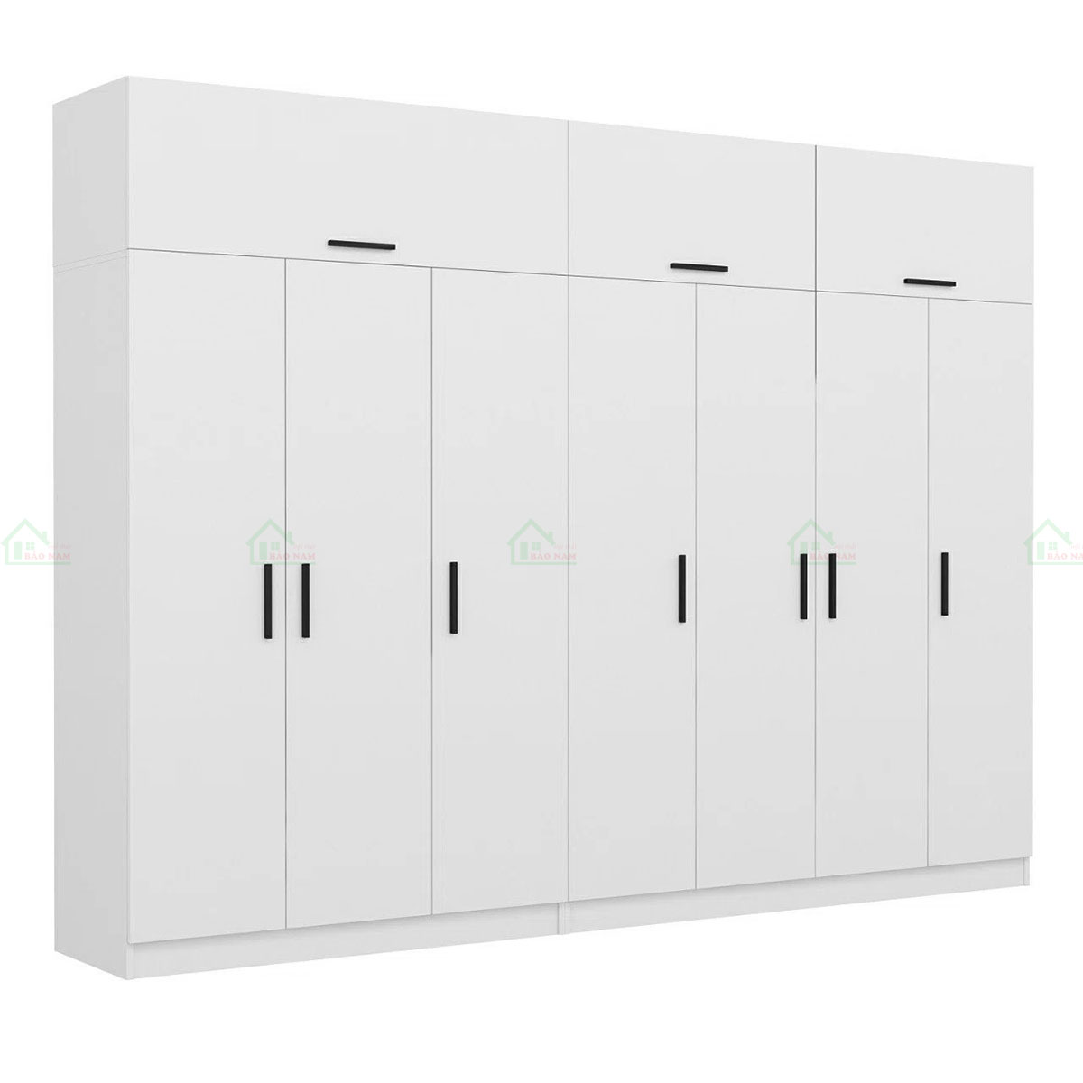 Phối tay nắm bằng nhôm màu đen tạo điểm nhấn ấn tượng và dễ sử dụng.
