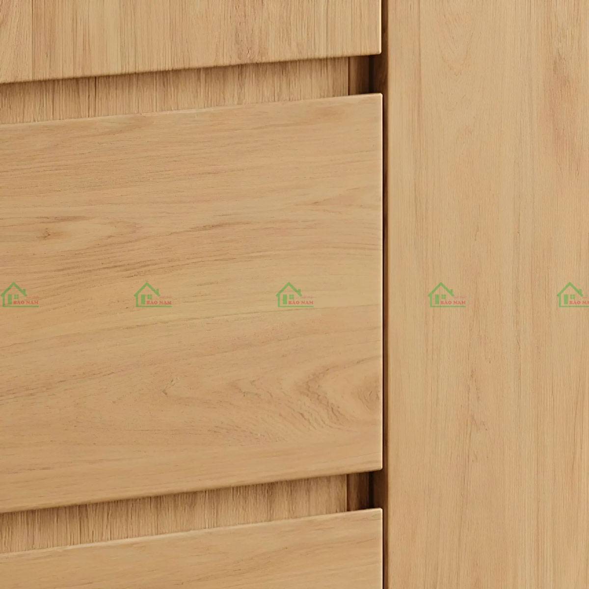 Chất liệu gỗ tự nhiên cao cấp của tủ quần áo TATN25, vân gỗ tự nhiên đẹp mắt. 